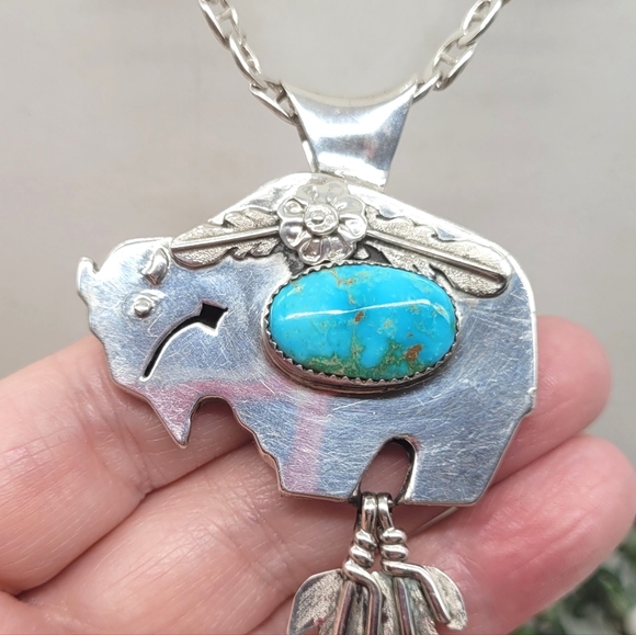 Navajo turquoise sterling silver 925 Buffalo pendant. - Picture 4 of 6